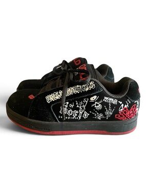 World Industries Smith Bones skateboard shoes youth size 1